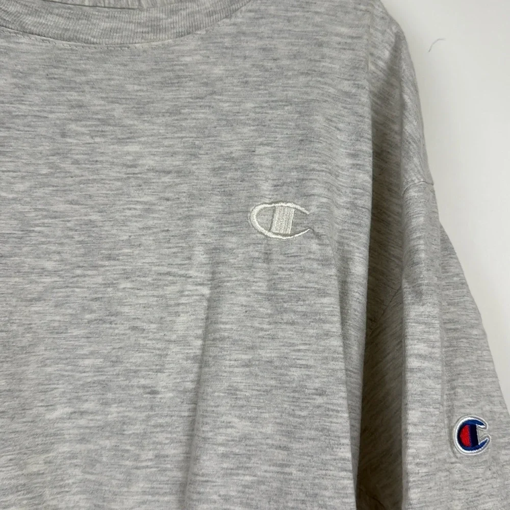 Champion Light Gray Men Crew Neck Short‎ Sleeves T-Shirt Size Medium - Picture 5 of 8